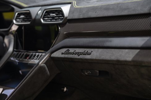 Used 2024 Lamborghini Urus Performante image 45