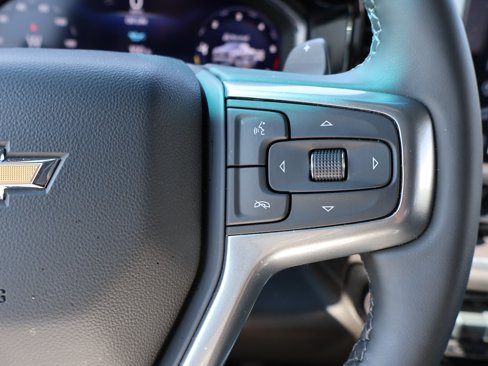 Used 2025 Chevrolet Silverado 1500 LTZ w/ LTZ Convenience Package II image 37
