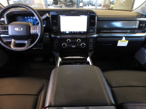 New 2025 Ford F250 Lariat w/ Lariat Ultimate Package image 22