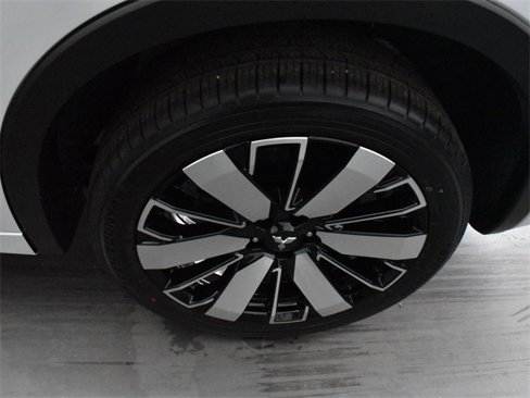 New 2025 Mitsubishi Outlander SEL image 7