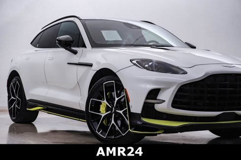 Used 2025 Aston Martin DBX 707 image 2