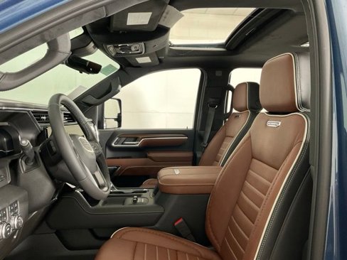 New 2025 GMC Sierra 2500 Denali Ultimate w/ Max Trailering Package image 28