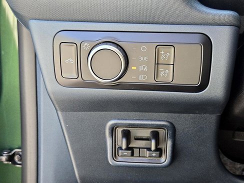 New 2025 Ford Maverick Lariat image 28