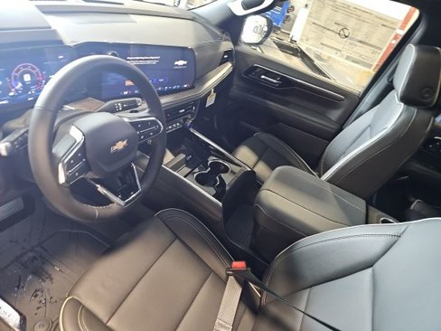 New 2026 Chevrolet Suburban Premier image 24