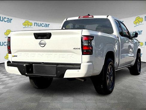 Certified 2025 Nissan Frontier SV image 6