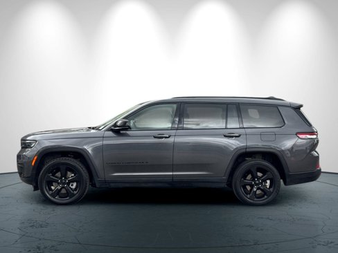Used 2023 Jeep Grand Cherokee L Laredo image 7