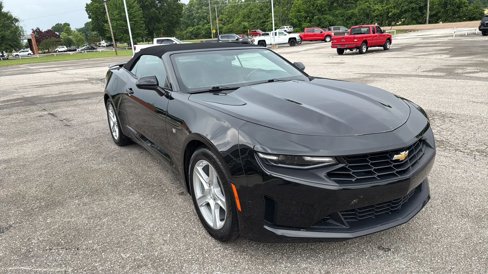 Used 2023 Chevrolet Camaro LT image 3