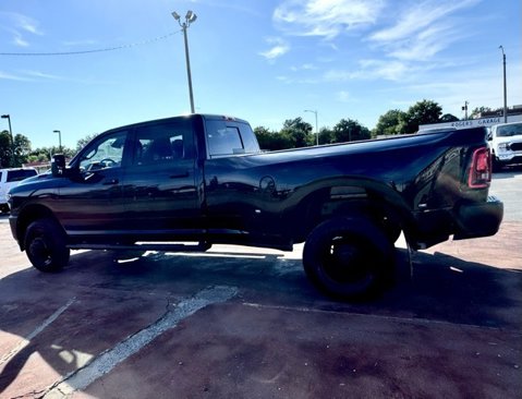 New 2026 RAM 3500 Tradesman image 10