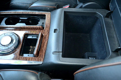 Used 2020 Nissan Armada SL w/ Premium Package image 59