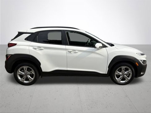 Used 2023 Hyundai Kona SEL image 6