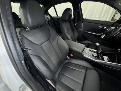 Used 2021 BMW 330i xDrive Sedan w/ Convenience Package image 33