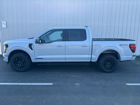 New 2025 Ford F150 XLT image 2