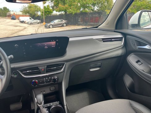 Used 2025 Buick Encore GX Preferred image 33