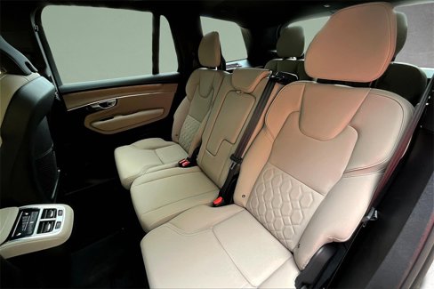 Certified 2025 Volvo XC90 B5 Core w/ Climate Package image 19
