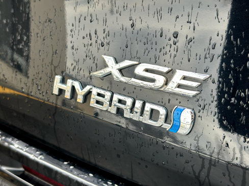 Used 2022 Toyota Sienna XSE image 14