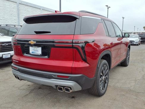New 2025 Chevrolet Traverse LT w/ Enhanced Driving Package image 5