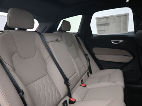 New 2026 Volvo XC60 B5 Plus w/ Protection Package Premier image 33