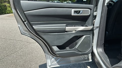 Certified 2022 Ford Explorer XLT image 21