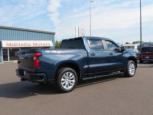 Used 2021 Chevrolet Silverado 1500 Custom image 2