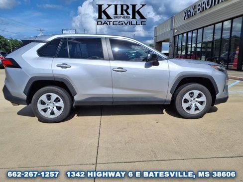 Used 2023 Toyota RAV4 LE image 6