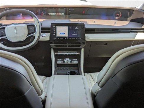 New 2025 Lincoln Nautilus Black Label image 14