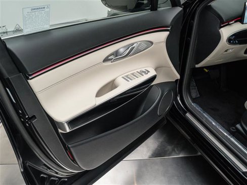 New 2026 Genesis GV70 2.5T image 28