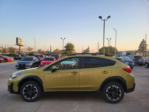 Used 2023 Subaru Crosstrek 2.0i Premium image 5
