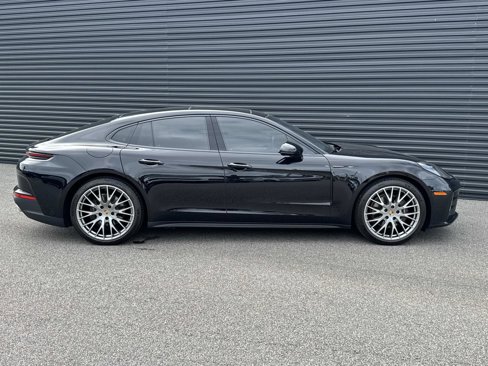 Certified 2024 Porsche Panamera image 9