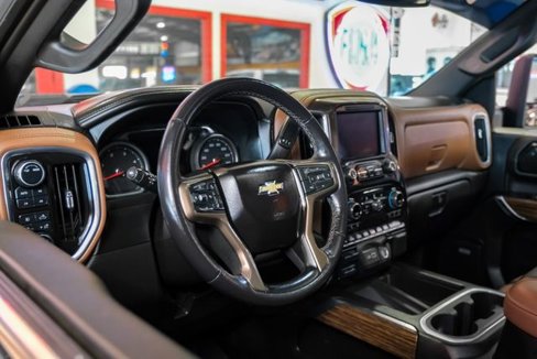 Used 2022 Chevrolet Silverado 3500 High Country w/ Safety Package II image 19