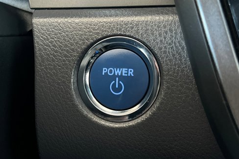 Used 2019 Toyota Camry XLE image 21