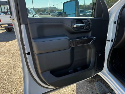 Used 2022 GMC Sierra 3500 Denali w/ Denali Ultimate Package image 10