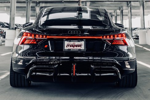 New 2025 Audi RS e-tron GT performance image 6