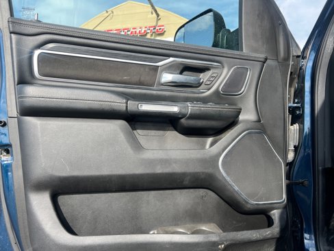 Used 2023 RAM 1500 Laramie image 19