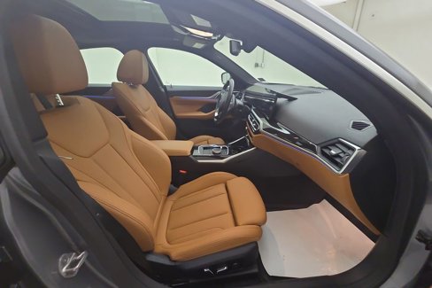 Used 2024 BMW i4 eDrive35 w/ Premium Package image 29
