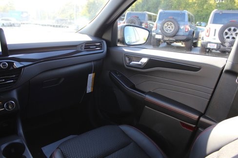 New 2026 Ford Escape ST-Line image 11