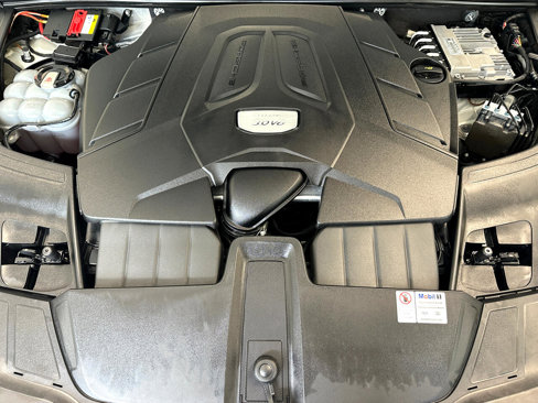 Used 2019 Porsche Cayenne image 53