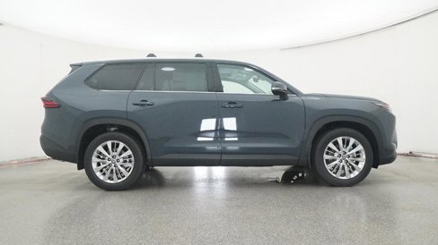 New 2026 Toyota Grand Highlander AWD image 26