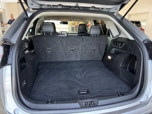 Used 2024 Ford Edge SEL image 15