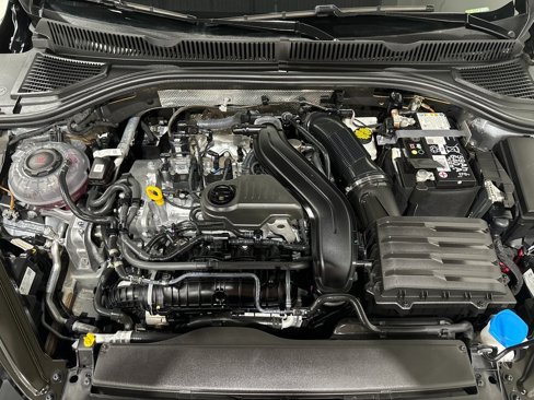 Used 2024 Volkswagen Jetta S image 9