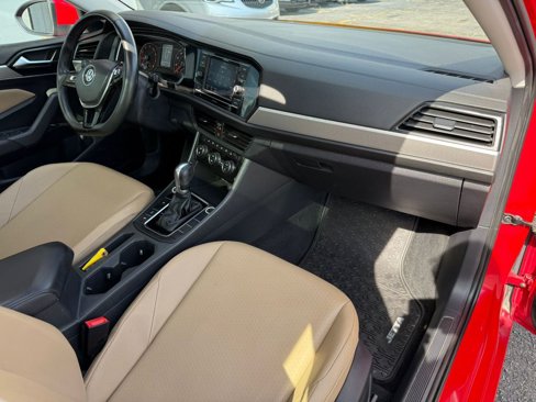 Used 2019 Volkswagen Jetta SE image 17