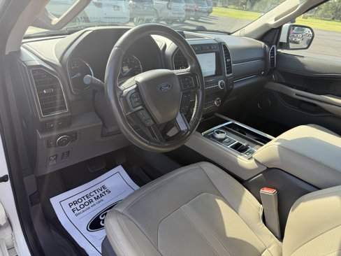 Used 2021 Ford Expedition Limited image 6