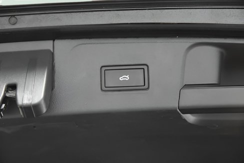 Used 2024 Volkswagen Atlas SE image 39