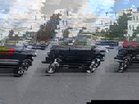 New 2025 Ford F150 Lightning Platinum image 3