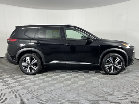 Used 2023 Nissan Rogue SL w/ SL Premium Package image 5