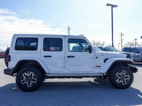 New 2025 Jeep Wrangler Sahara w/ Technology Group image 5