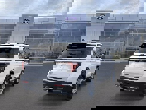 New 2025 Ford Explorer Active image 8