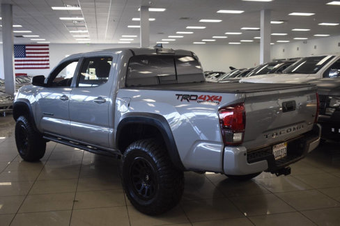 Used 2019 Toyota Tacoma TRD Off-Road image 19