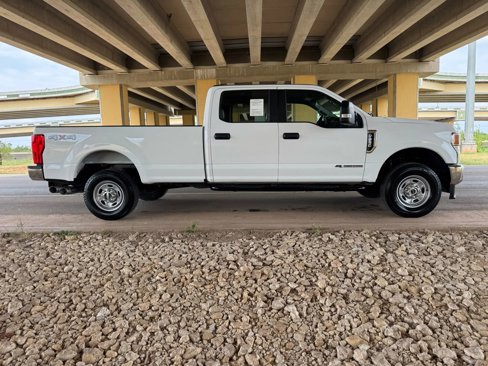 Used 2022 Ford F250 XL w/ Power Equipment Group image 2
