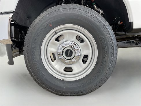 New 2025 Ford F350 XL w/ XL Chrome Package image 24