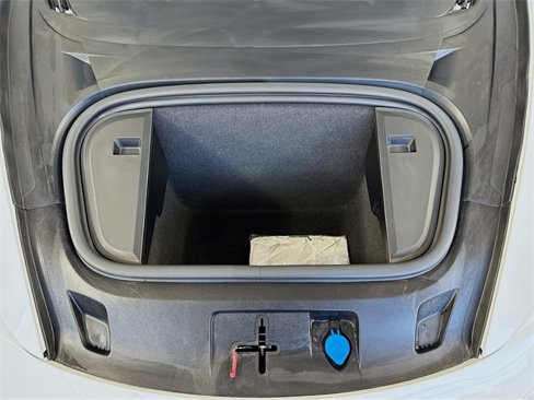 Certified 2023 Porsche Taycan image 23